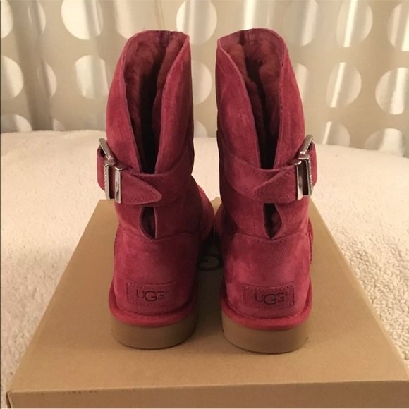 UGG "Remora" Buckle Boots with Crystals - Picture 7 of 8